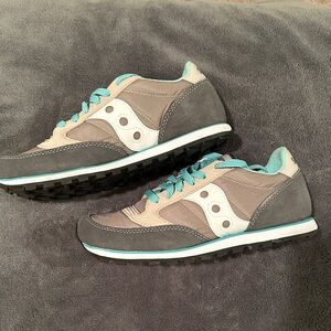 Saucony Women's Gray and Aqua Sneakers